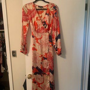 NWOT Lulu's Long Sleeve Maxi